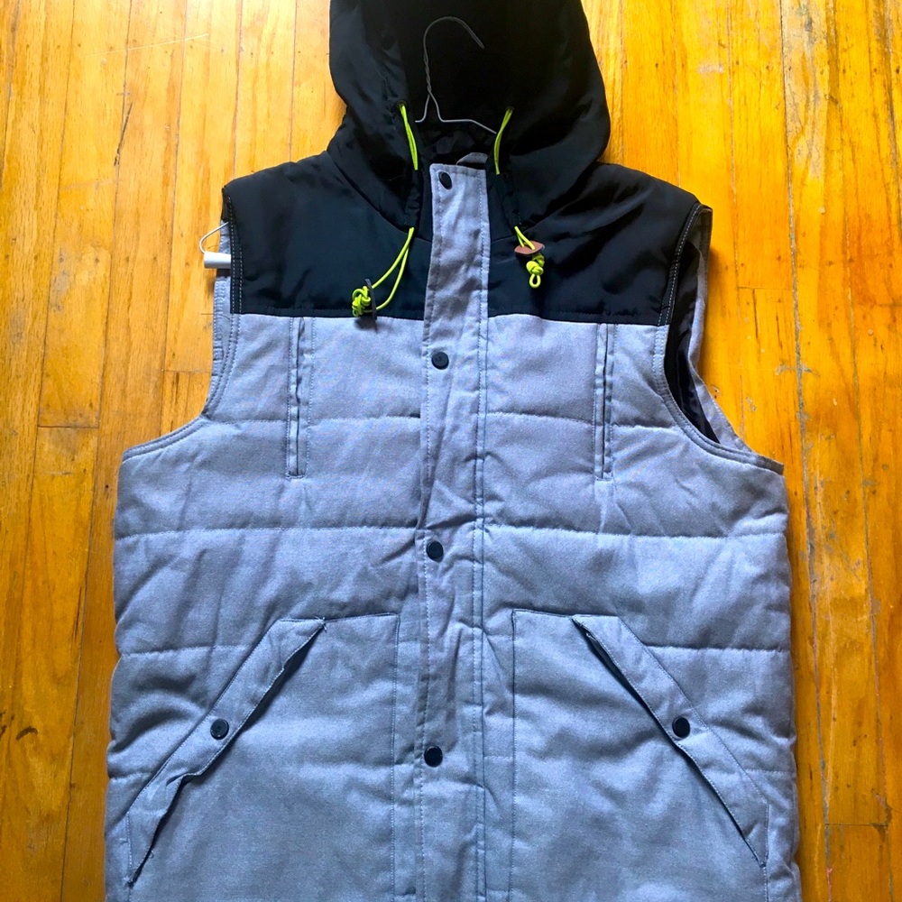 Zip up vest with hood and buttons